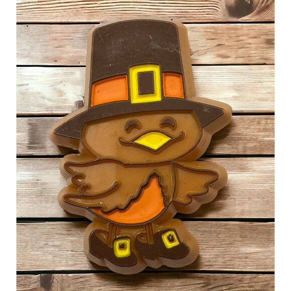 Little Bird Pilgrim Refrigerator Magnet Vintage Hallmark Thanksgiving Brown - Picture 1 of 6